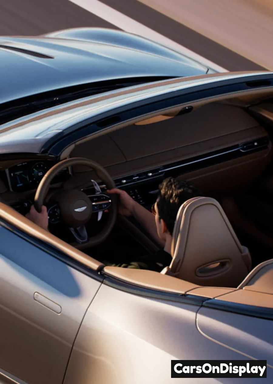 Aston Martin DB12 Volante 2024