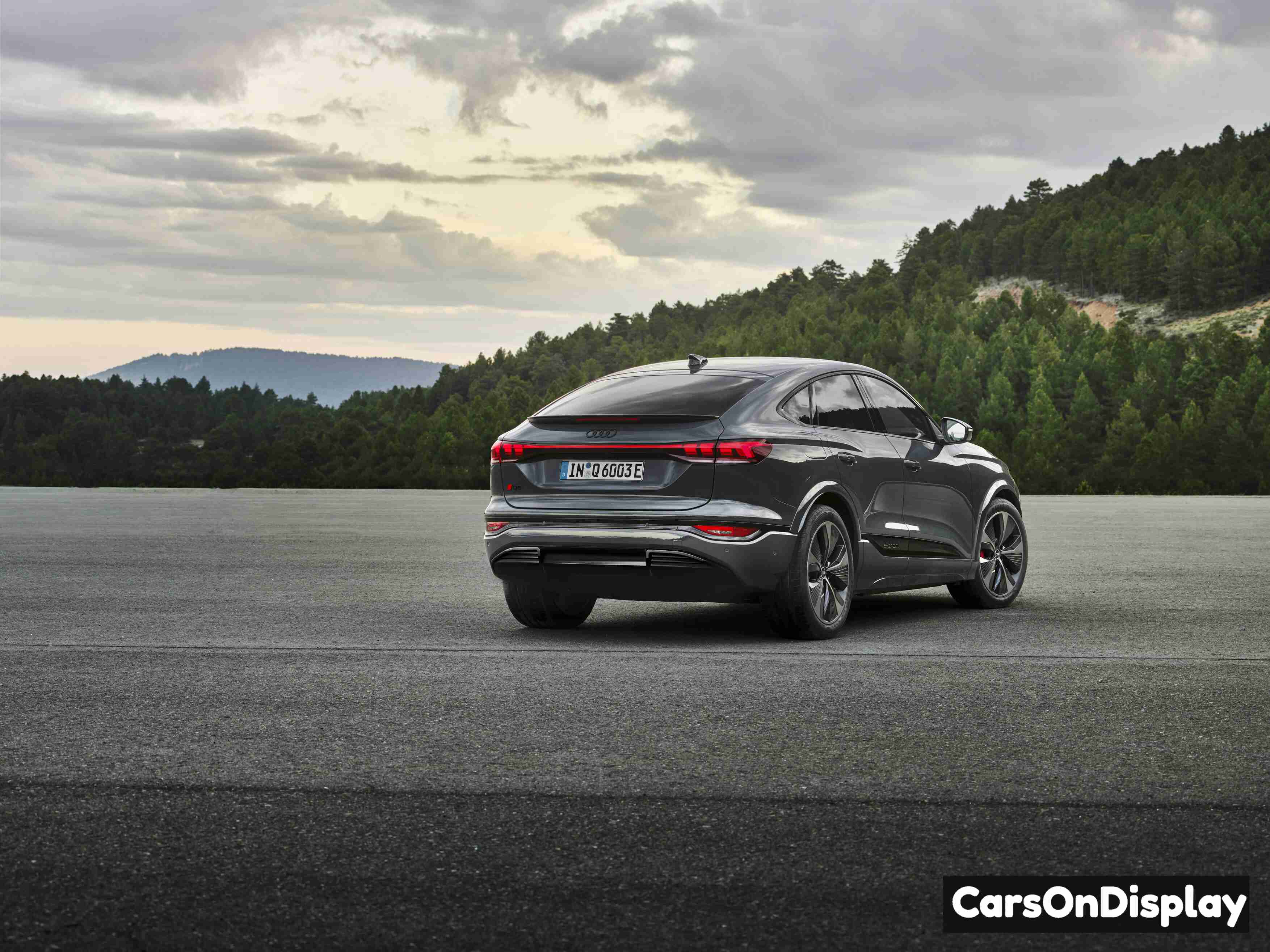 Audi Q6 Sportback e-tron 2025