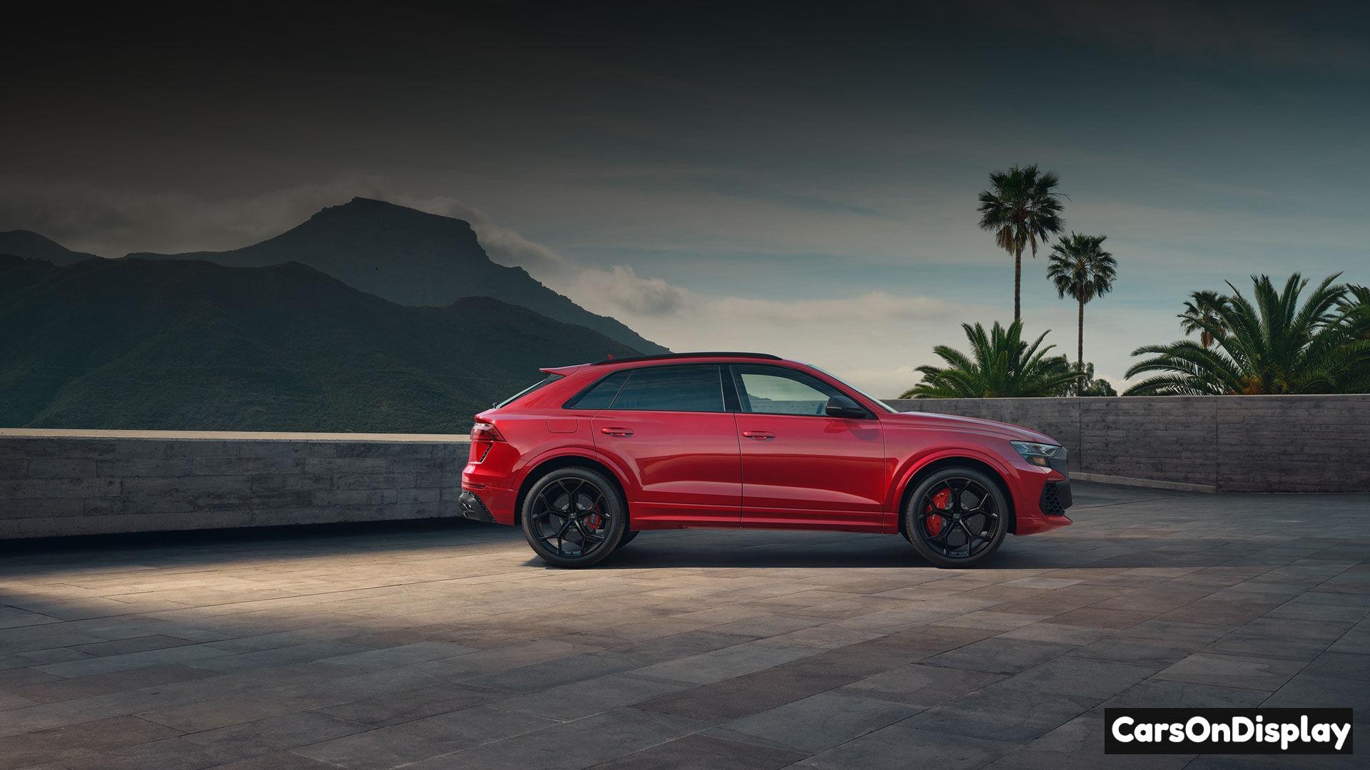 Audi RS Q8 Performance 2025