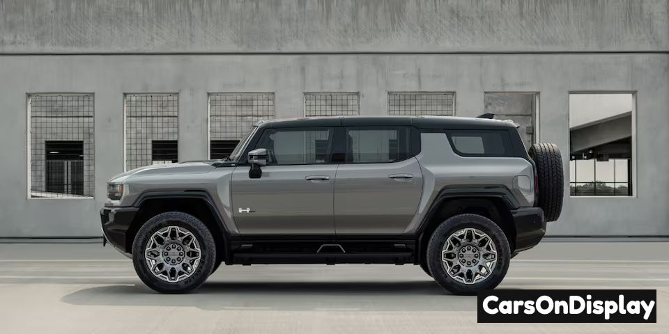 GMC Hummer EV SUV 2025