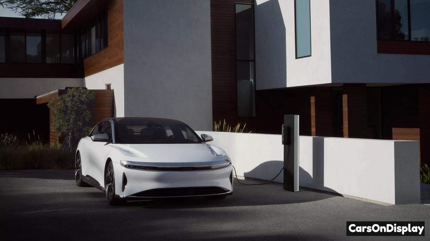 Lucid Air 2025