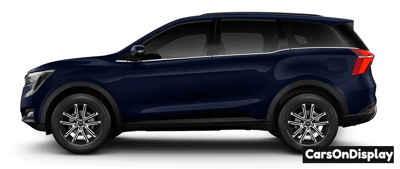 Mahindra XUV700 2023 - Midnight Black Metallic