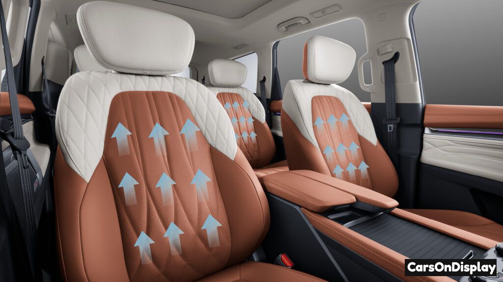 Maxus D90 Max 2024 - Luxury leather seats