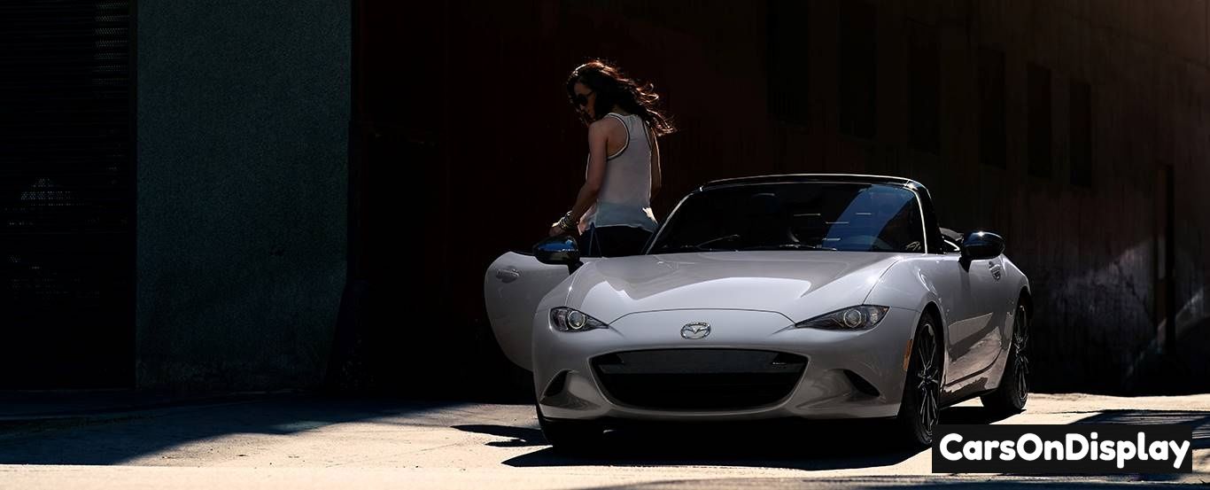 Mazda MX-5 Miata 2024