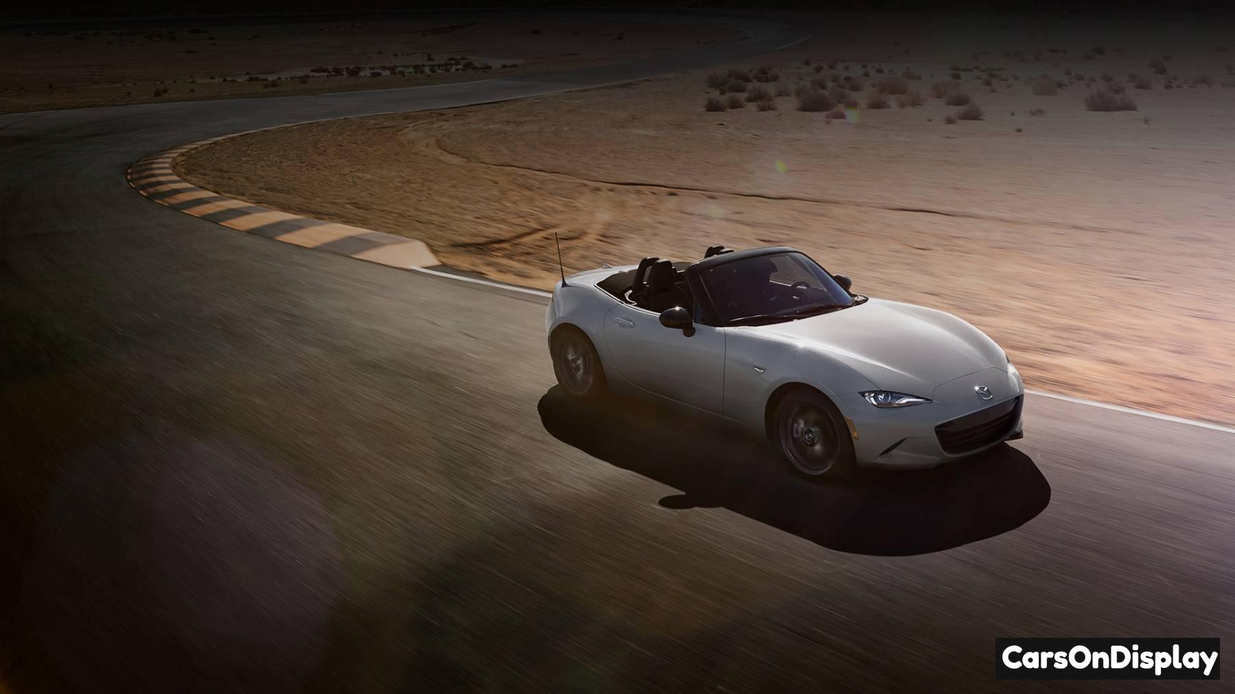 Mazda MX-5 Miata 2024