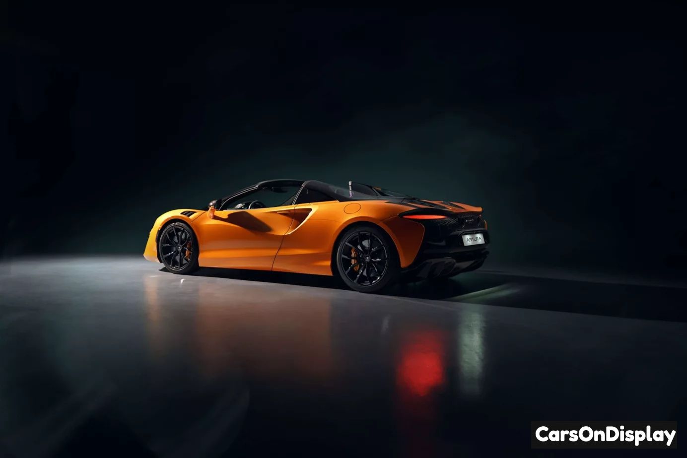 McLaren Artura Spider 2025