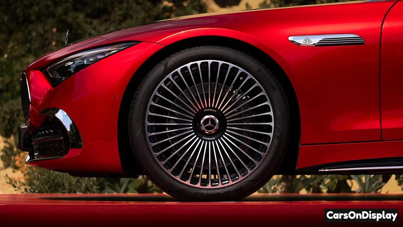 Mercedes-Benz Maybach SL 680 Monogram Series 2026 - 21-inch Maybach forged wheels in multi-spoke design