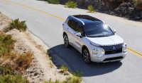 Mitsubishi Outlander PHEV 2025