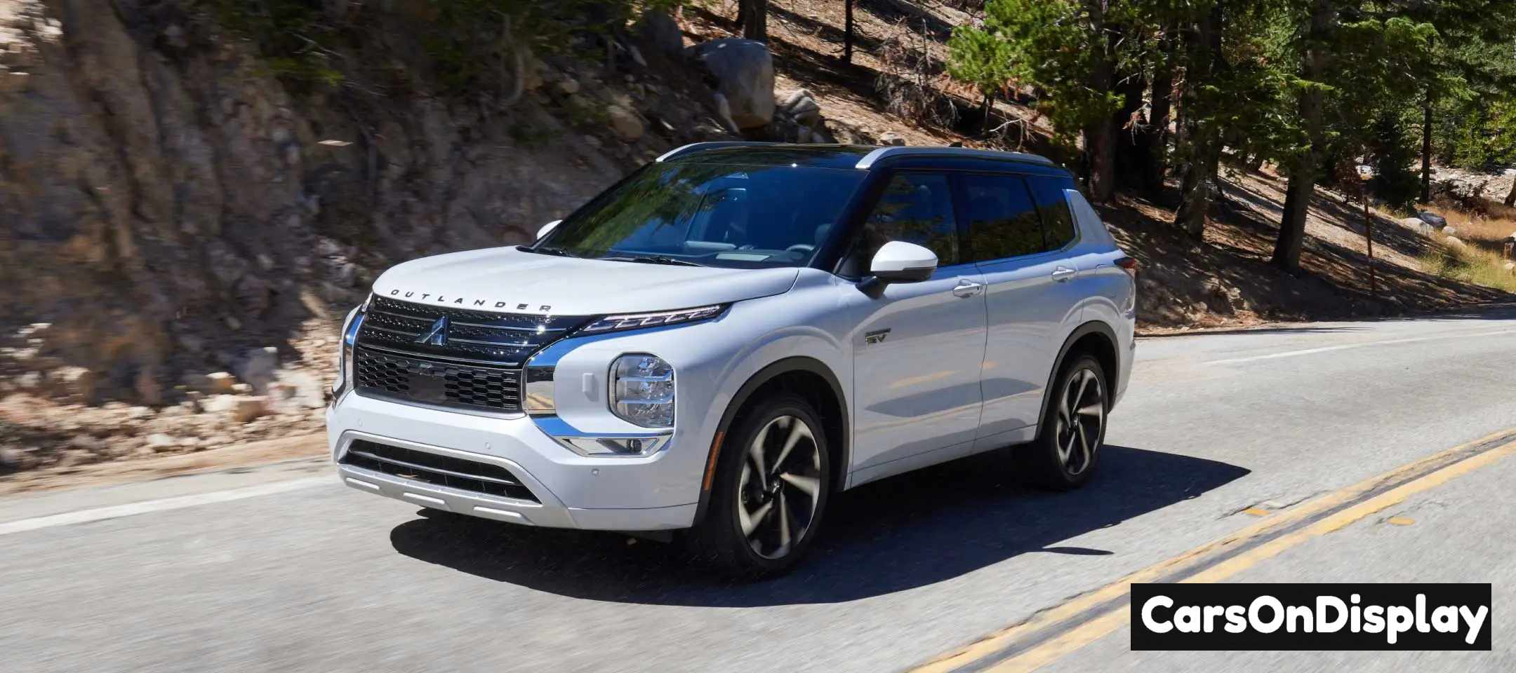 Mitsubishi Outlander PHEV 2025