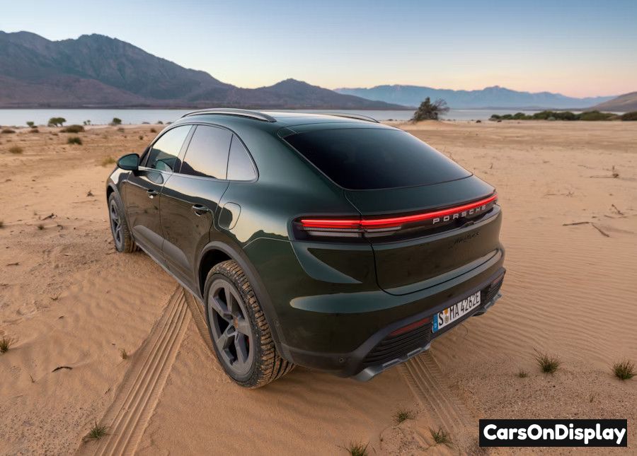 Porsche Macan 4S Electric 2025