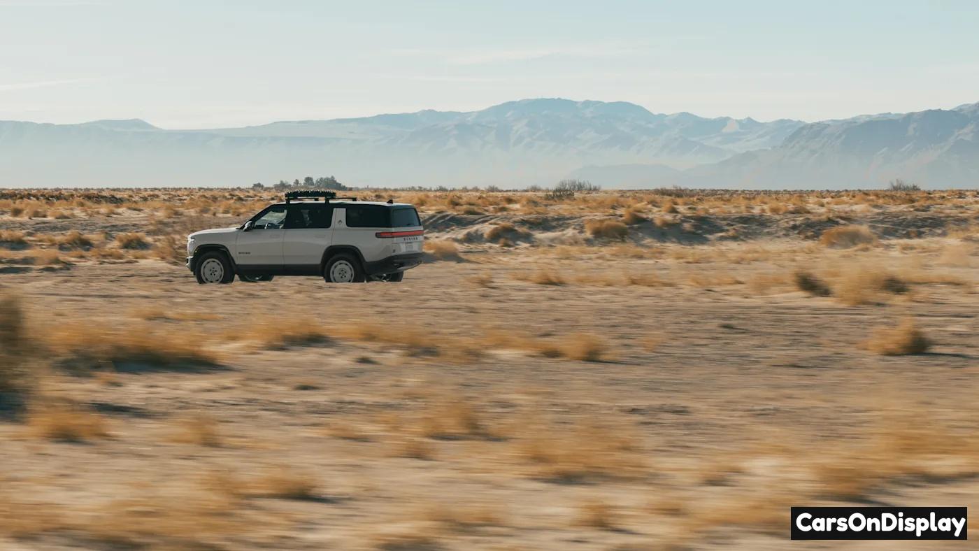 Rivian R1S California Dune Edition