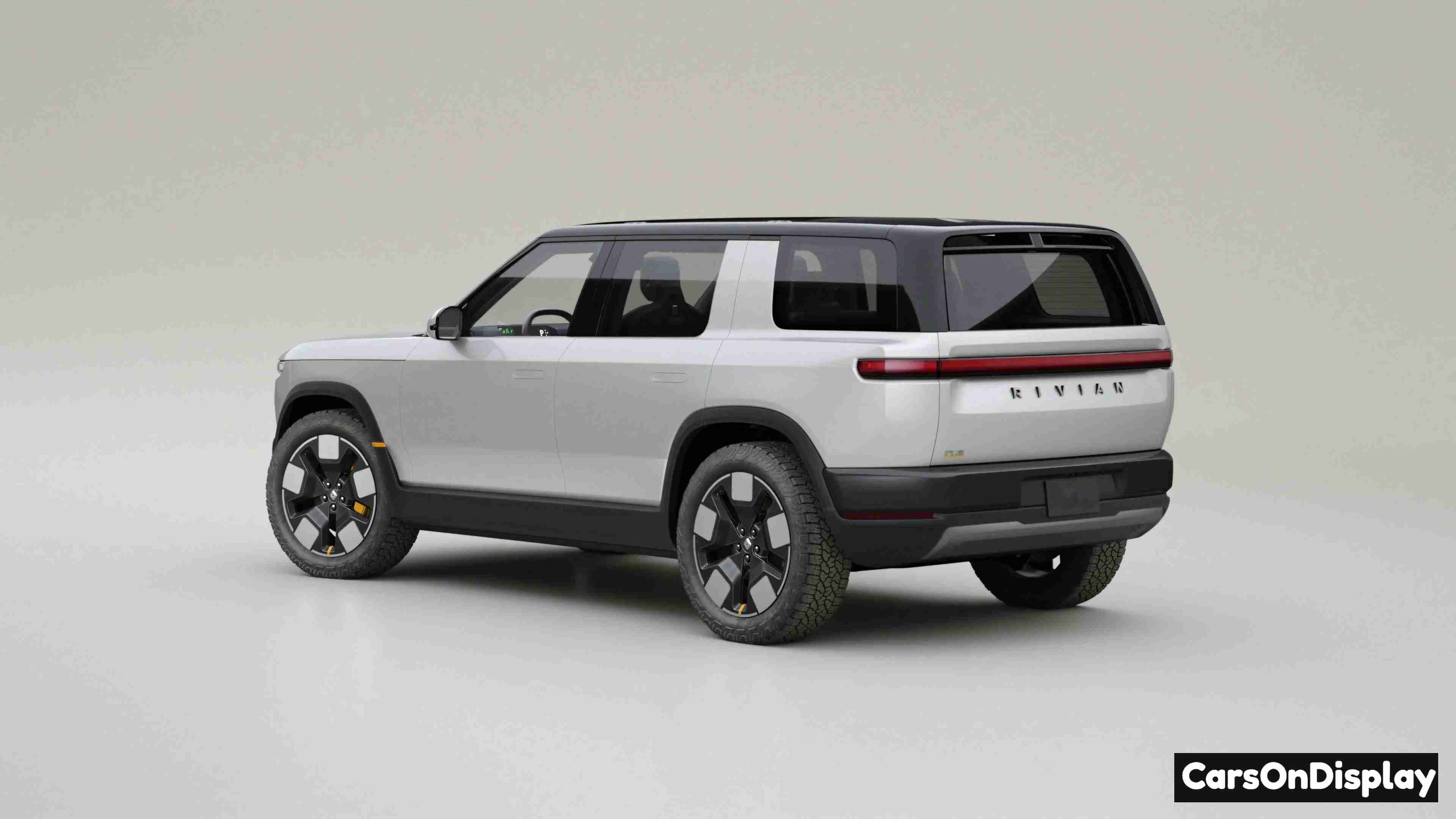 Rivian R2 2026