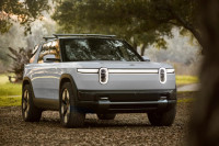 Rivian R2 2026