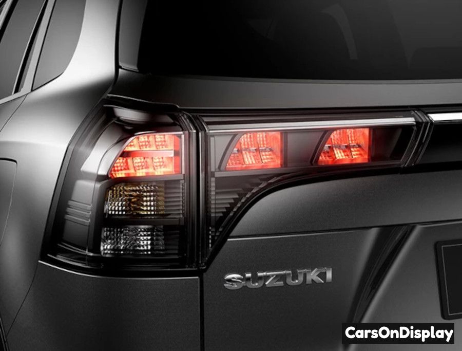 Suzuki S-Cross Motion Full Hybrid - LED taillights