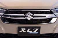 Suzuki XL7 GLX AT Hybrid 2024