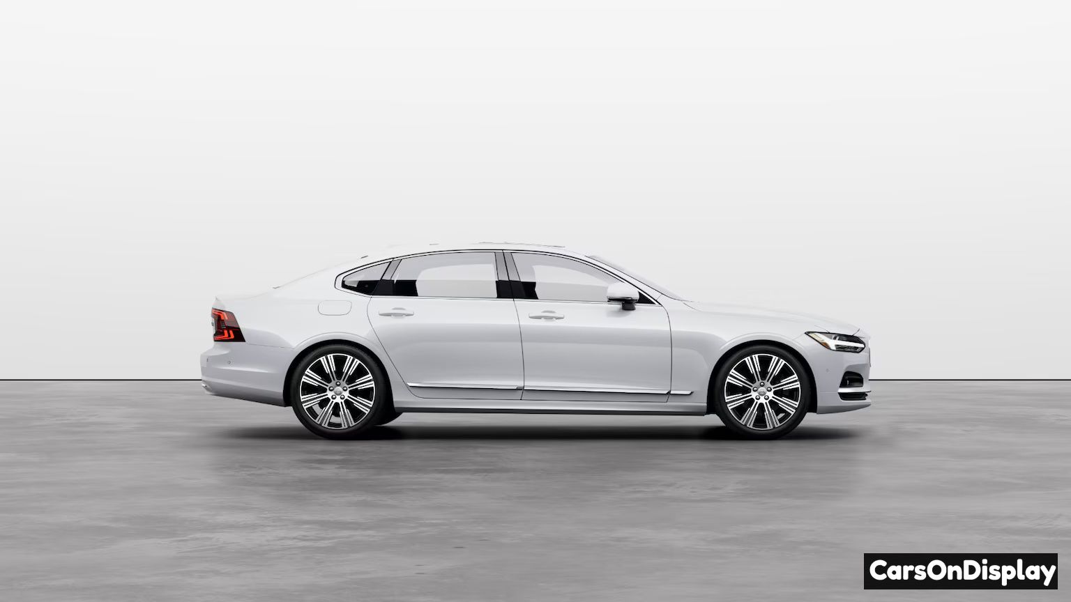 Volvo S90 2025