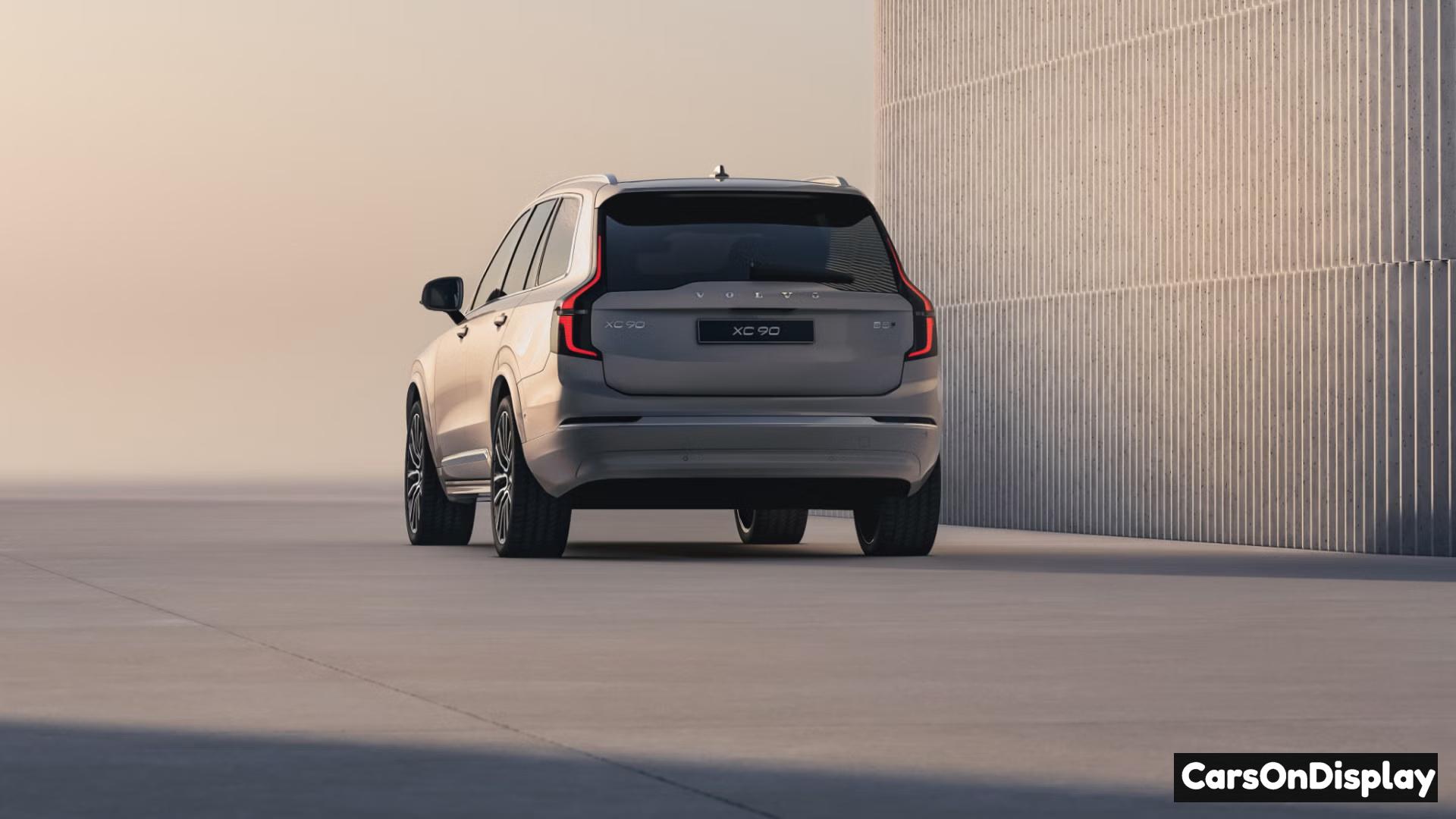 Volvo XC90 2025